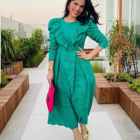 ZARA Broderie‎ Anglaise Cutwork Embroidered Eyelet Ruffle Midi Dress Green Sz XS - Picture 1 of 15